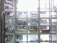Витрина для зоомагазина