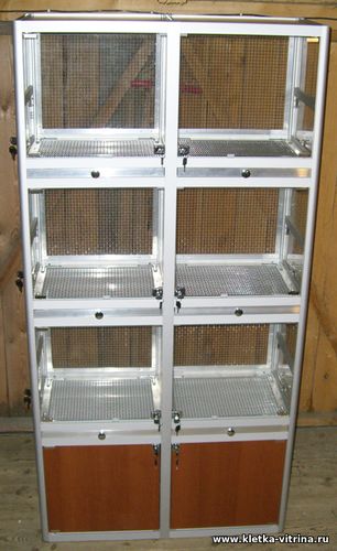 Витрина для зоомагазина
